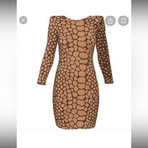 WILFRED | Giraffe Print Body Con Mini Dress with Light Shoulder Pads